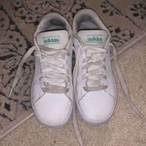kids Adidas sneakers size 3